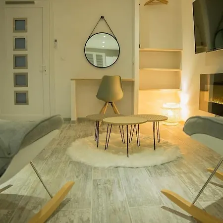 Le Petit Paradis Apartment *